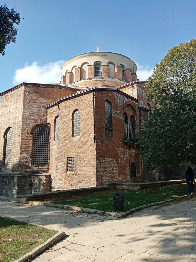 Aya İrini: Ayasofya’dan Önce Kentin Başlıca Kilisesi
