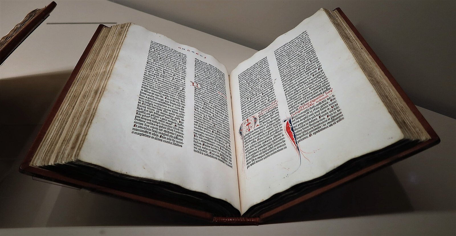 Gutenberg and the Printing Press: Machine That Changed World