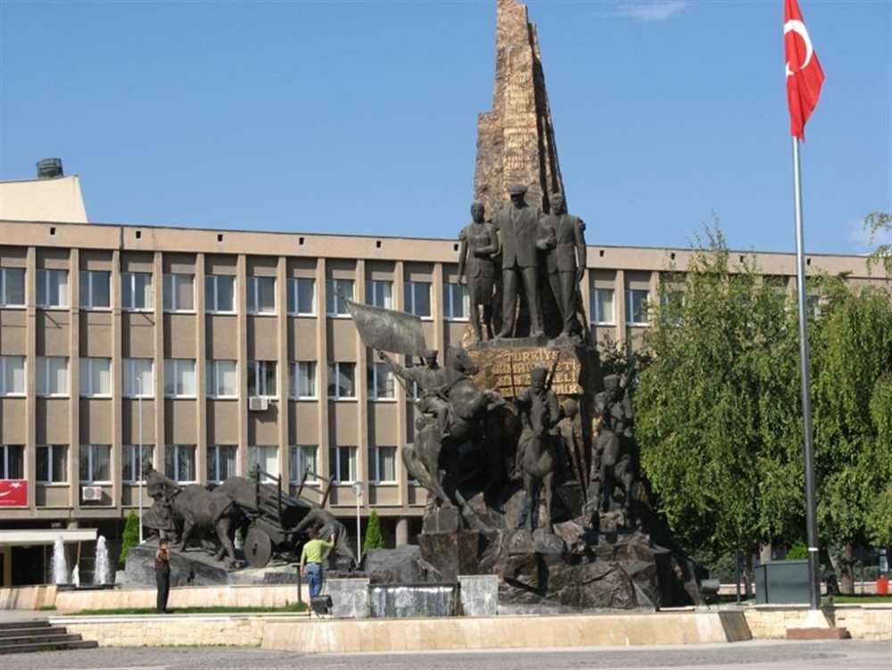 Uşakın tarixi və adının mənşəyi: şəhər bələdçisi